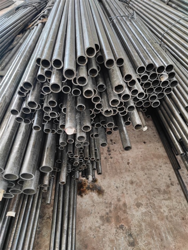 黔西南16mn精密无缝钢管