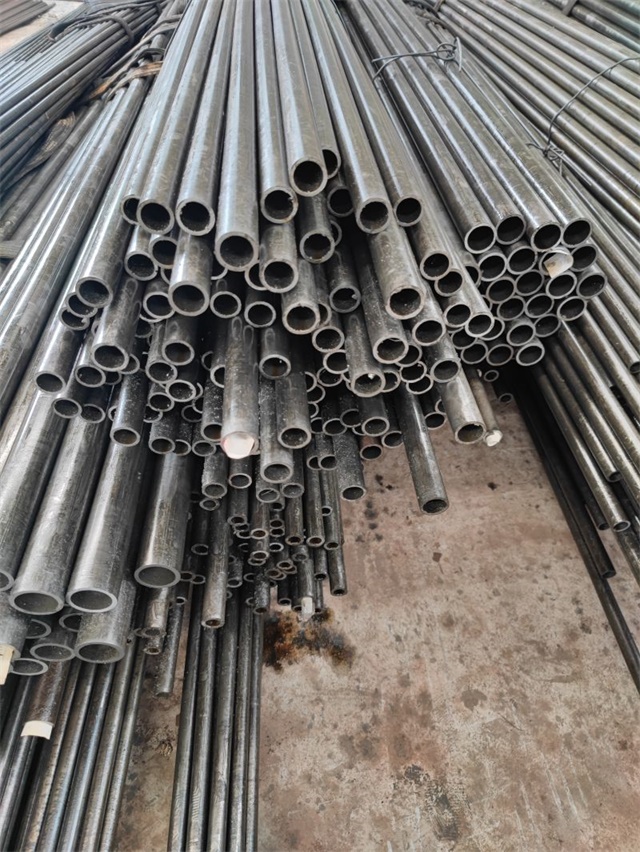 黔西南精密光亮无缝钢管厂